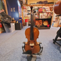 3/4 german violin fair condition, good tone. case but no bow