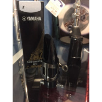 Yamaha Alto 4c Saxophone Mouthpiece. With inchesBinches Style Metal Ligature in Grey