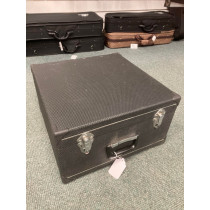 Accordion Case with White Piping. Internal Dim: 42x43x22