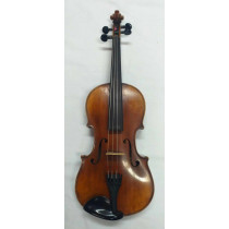 German 4/4 Klingenthal violin, c1920s, two-piece back, shaded varnish, good condition and tone. 
