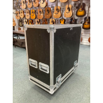 Flight case for 4x12 Cab with wheels. Internal dimensions to fit 72/74cm x 38/39cm x 79/80cm