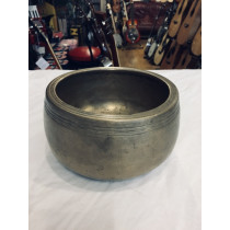 Singing bowl. Heavy chama bowl 7inches