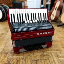 Hohner Amica III 72 Bass Piano Accordion, Red, in Very Good Condition w/Trolly Case